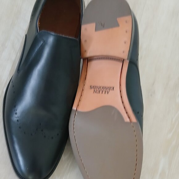 Lucca Slip On main image 4